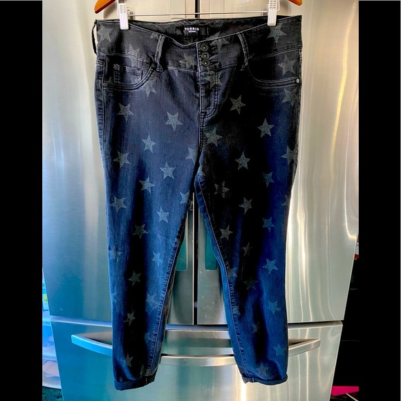 Torrid Denim Jeggings - Picture 1 of 7